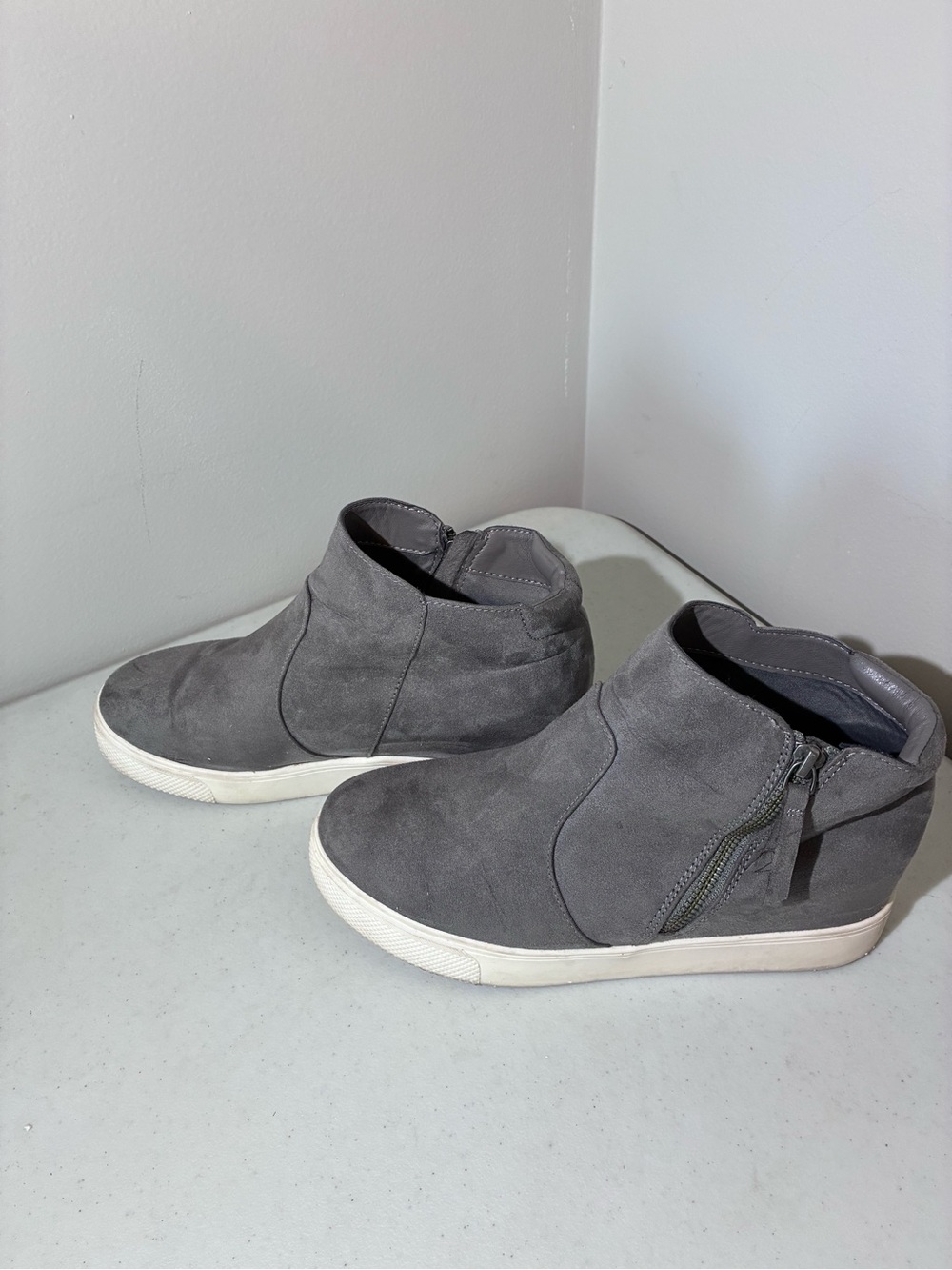 Universal Thread Brown Slip-On Textile Sneaker